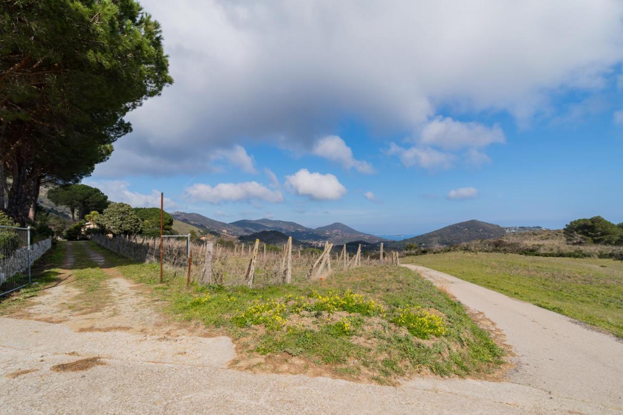 Villa Campo Al Pero リオ・マリーナ エクステリア 写真