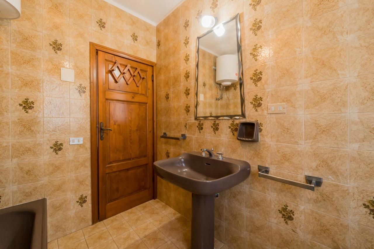 Villa Campo Al Pero リオ・マリーナ エクステリア 写真